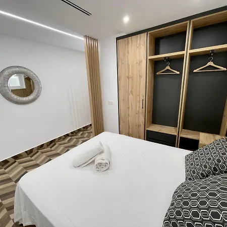 Loft Concejo Plaza Mayor Apartment